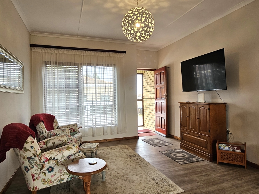 3 Bedroom Property for Sale in Jeffreys Bay Central Eastern Cape